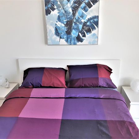 Luxury Skyline Condo In Downtown Free 24/7 Parking Winnipeg Eksteriør bilde
